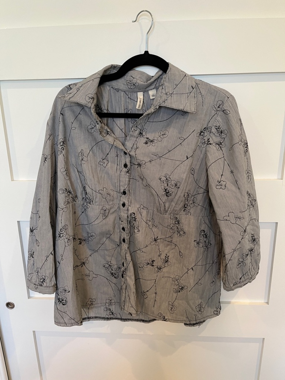 Light Gray Floral Button-Up Blouse